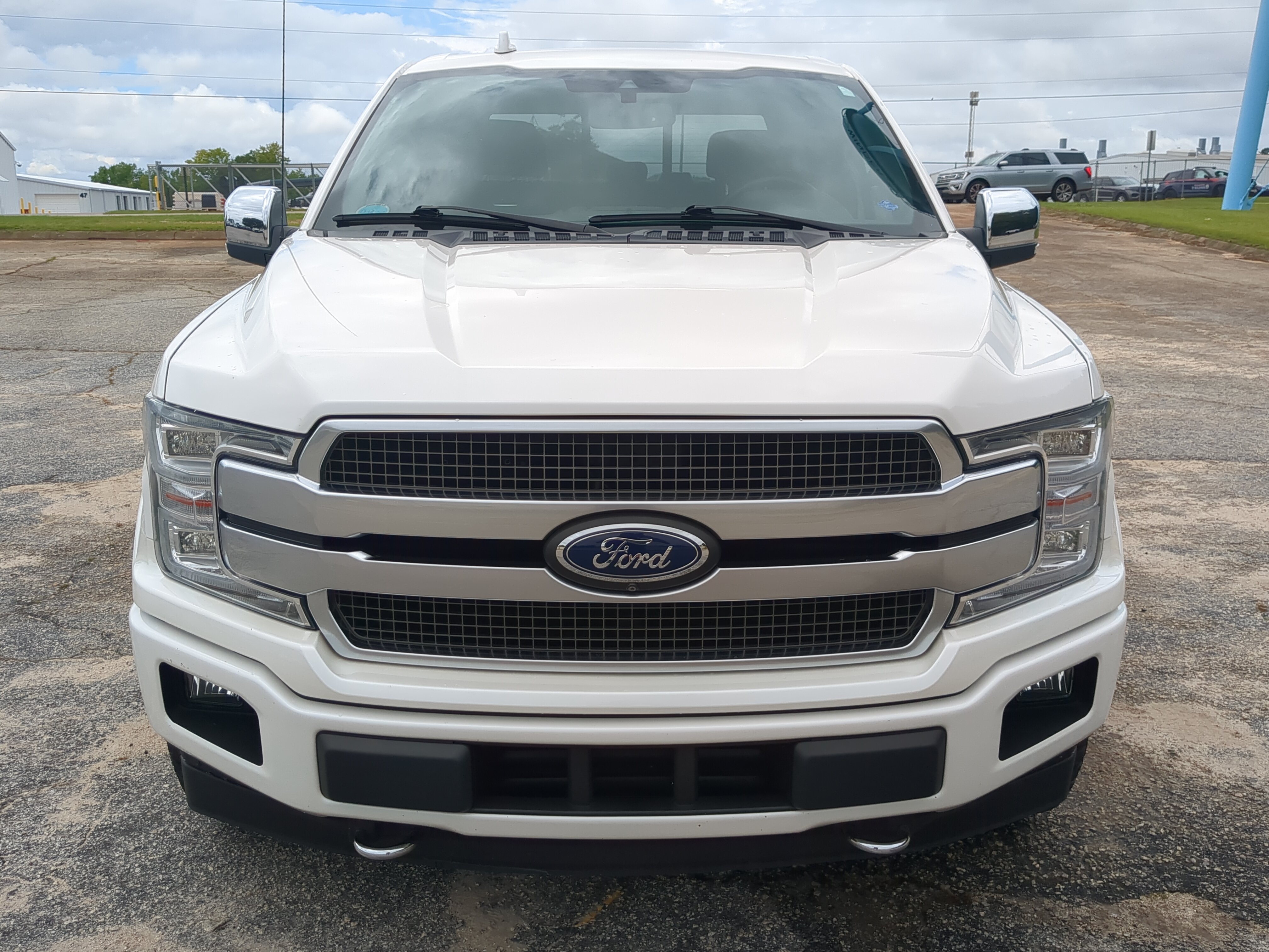 Certified 2019 Ford F150 Platinum w/ Equipment Group 701A Luxury AWD/4WD image 7