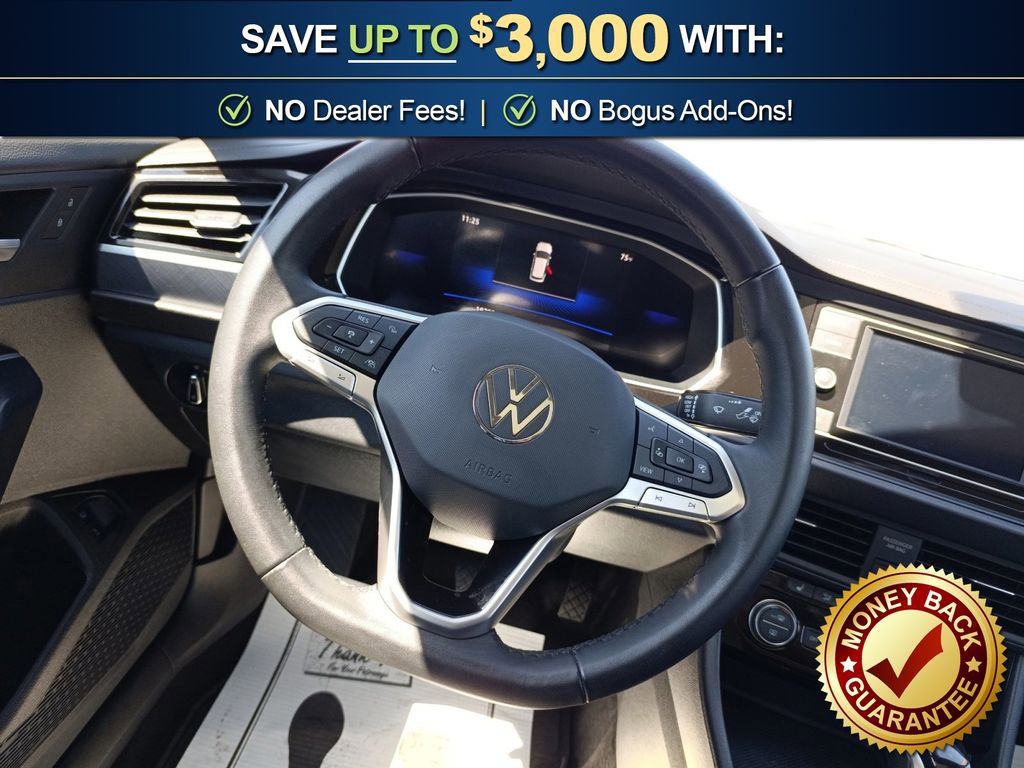 Used 2024 Volkswagen Jetta SE w/ Panoramic Sunroof Package FWD image 18