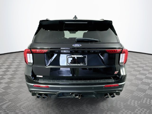 Certified 2025 Ford Explorer ST AWD/4WD image 10