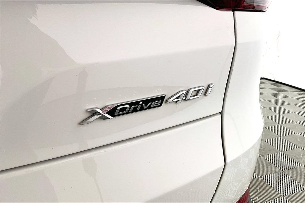 Used 2023 BMW X5 xDrive40i AWD/4WD image 14