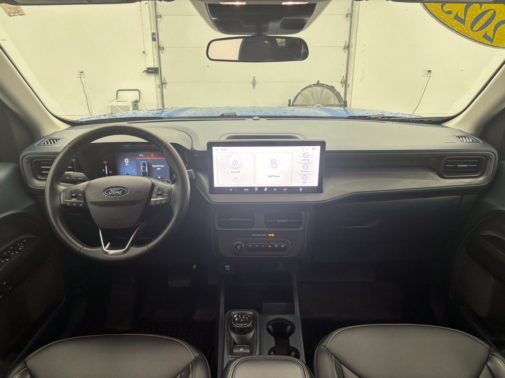 Certified 2025 Ford Maverick Lobo AWD/4WD image 3