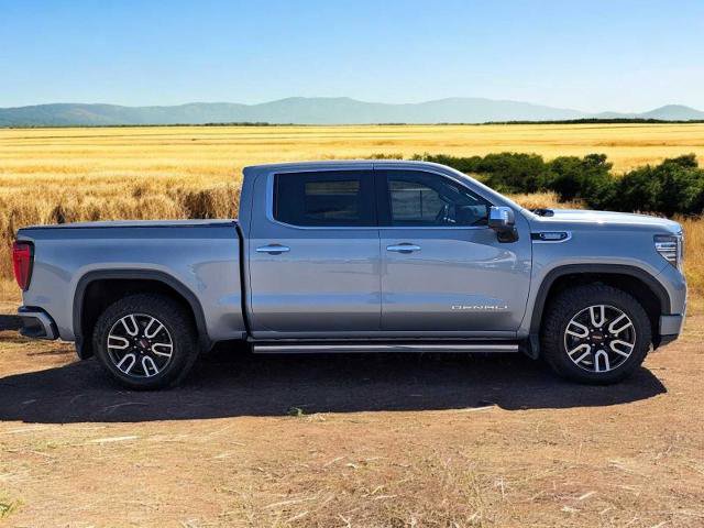 Used 2023 GMC Sierra 1500 Denali AWD/4WD image 7