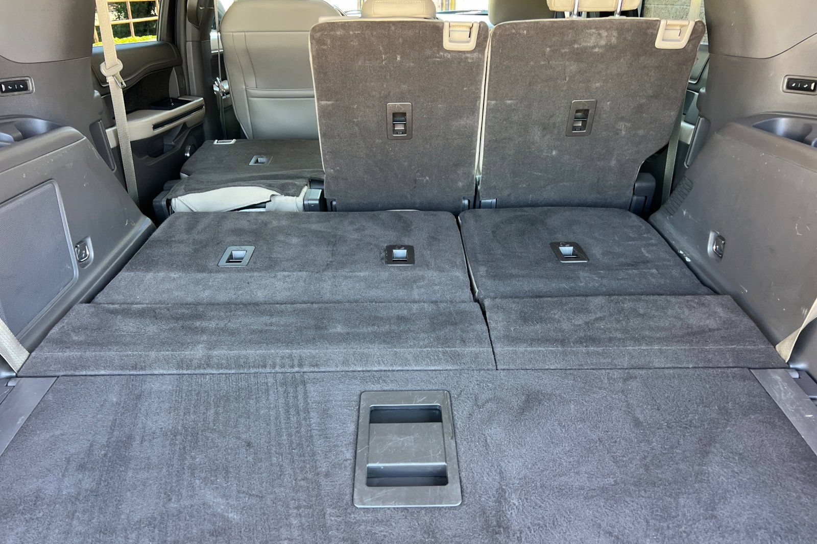 Certified 2019 Ford Expedition Limited w/ Equipment Group 302A AWD/4WD image 17