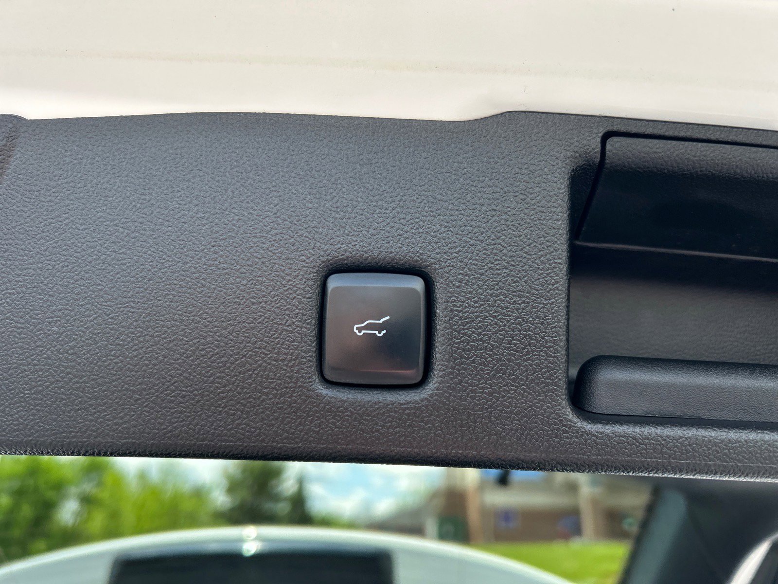 Certified 2022 Ford Escape SEL w/ SEL Stealth AWD Package image 15