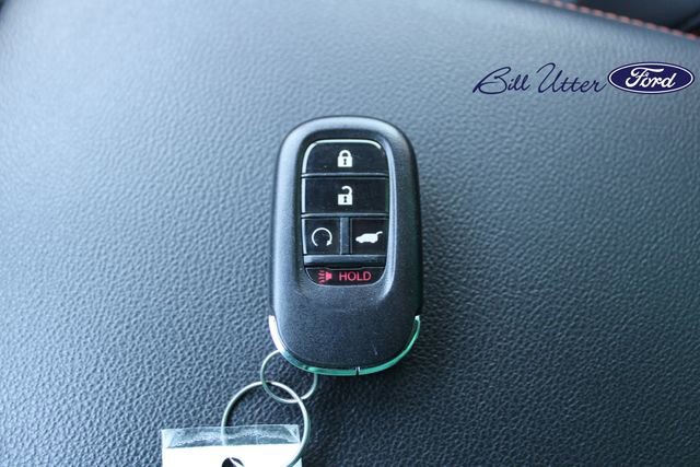 Used 2025 Honda CR-V Sport Touring image 27