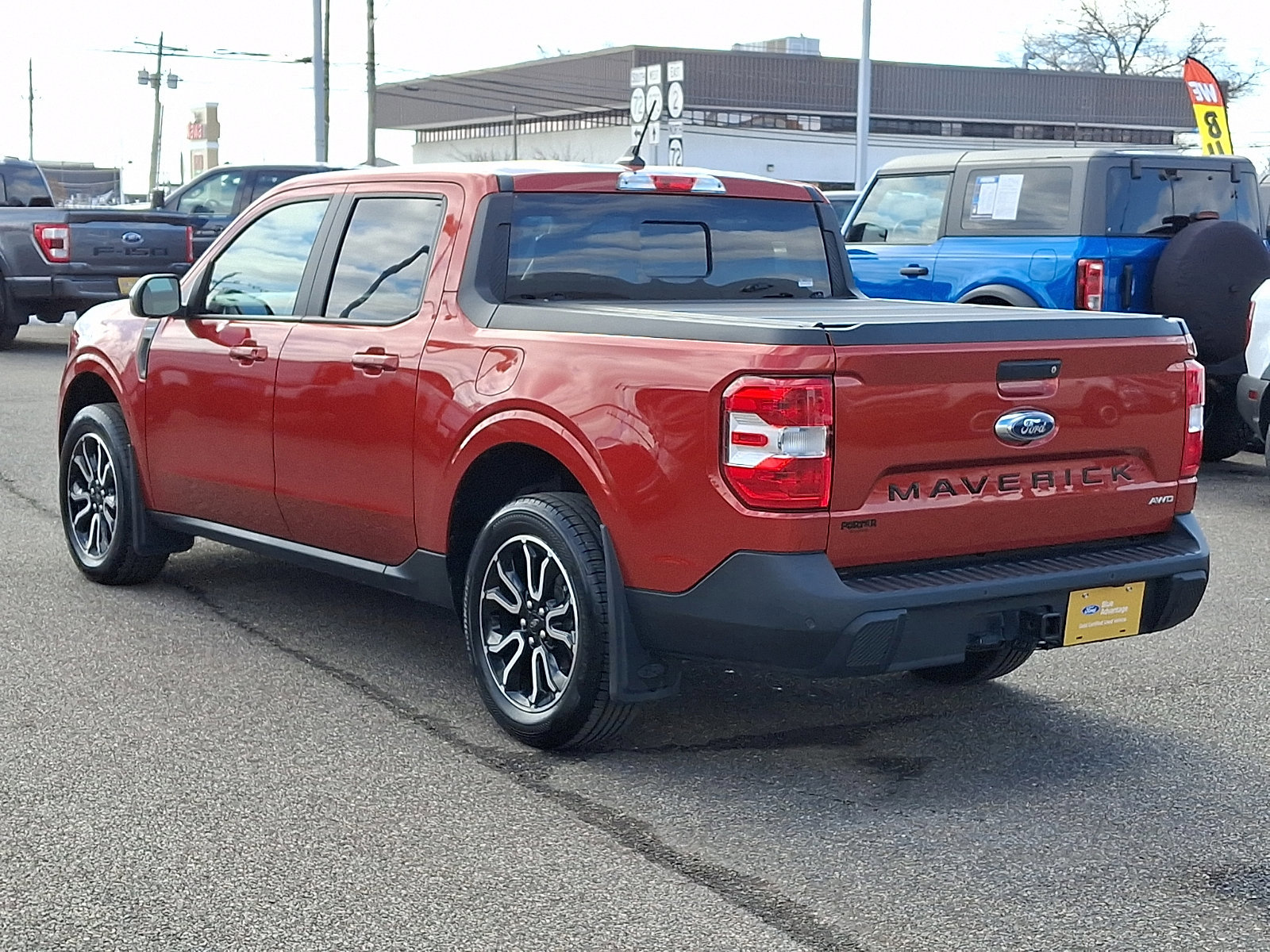 Certified 2024 Ford Maverick Lariat image 4