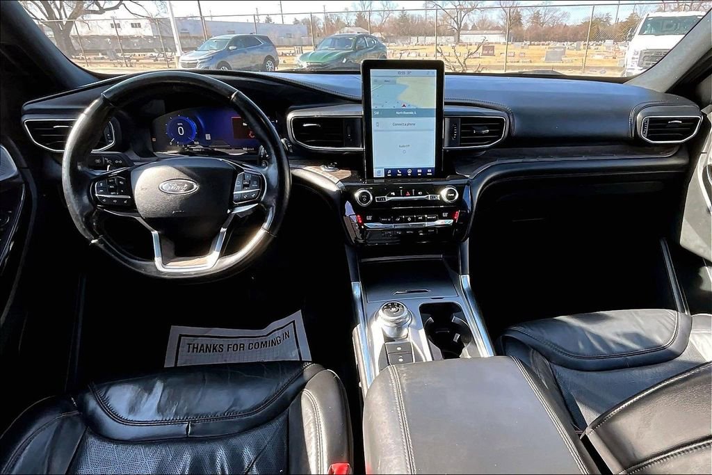 Certified 2021 Ford Explorer Platinum w/ Equipment Group 601A image 14