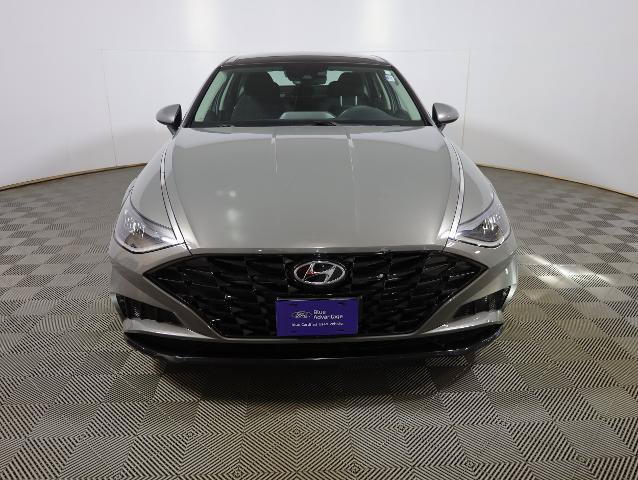 Used 2022 Hyundai Sonata SEL w/ Convenience Package FWD image 3