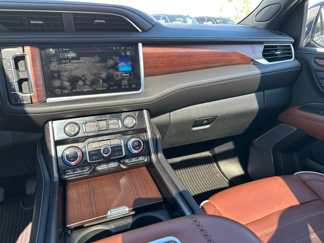 Used 2023 GMC Yukon Denali Ultimate AWD/4WD image 24