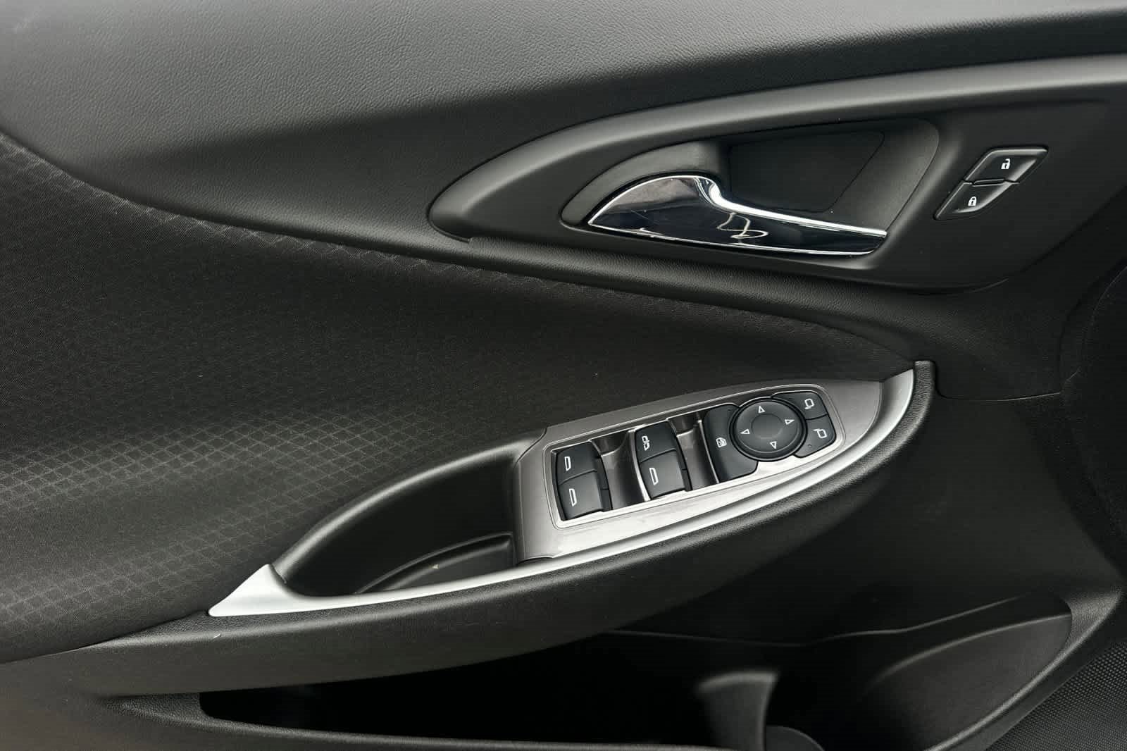 Used 2024 Chevrolet Malibu LT image 13