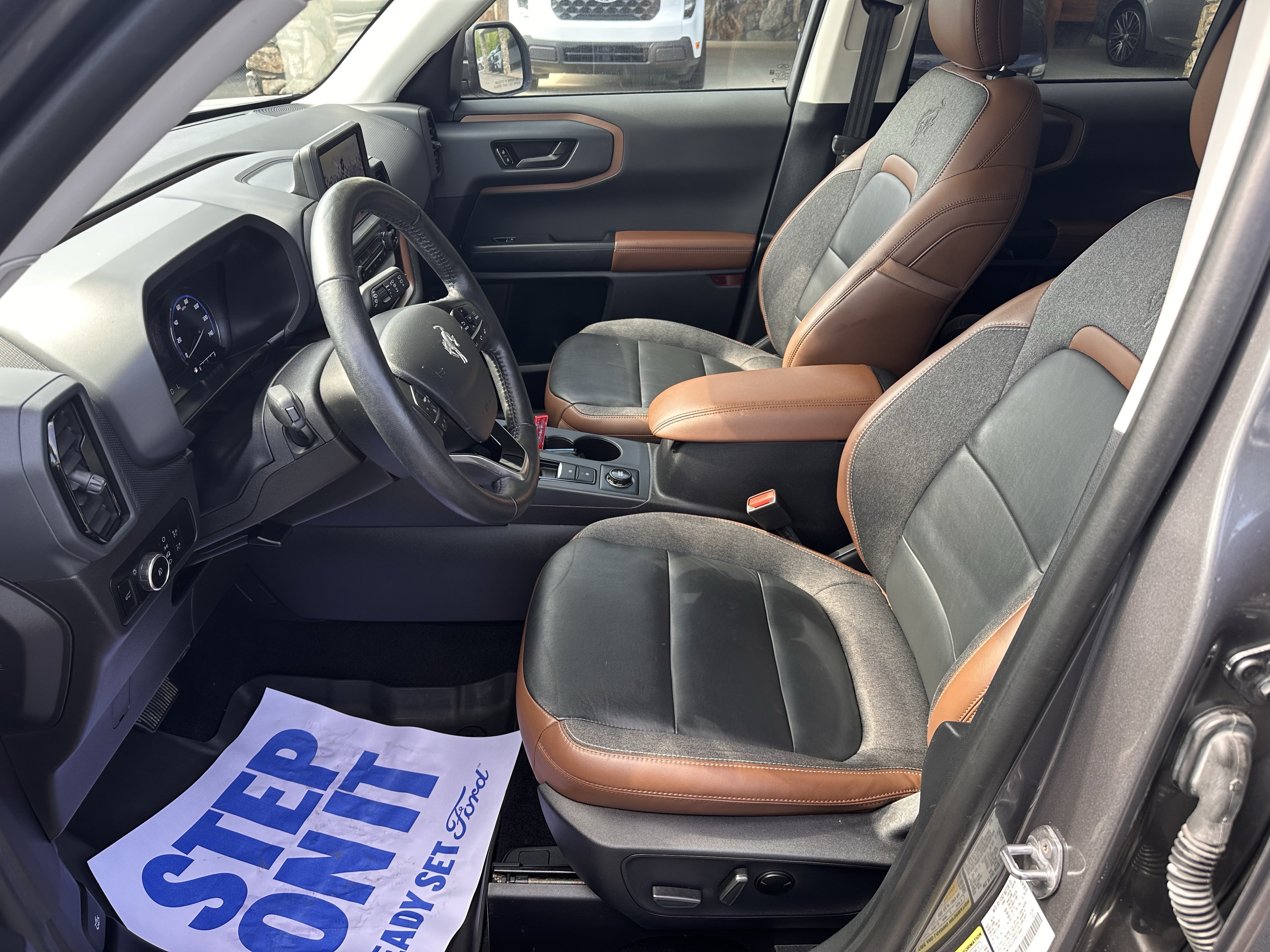 Certified 2023 Ford Bronco Sport Outer Banks AWD/4WD image 10