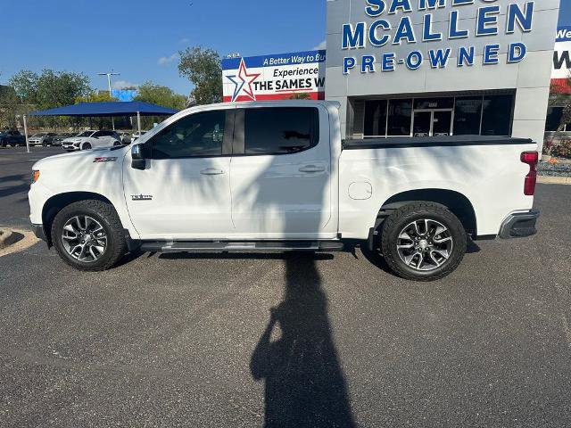 Used 2022 Chevrolet Silverado 1500 LT w/ Z71 Off-Road Package image 3