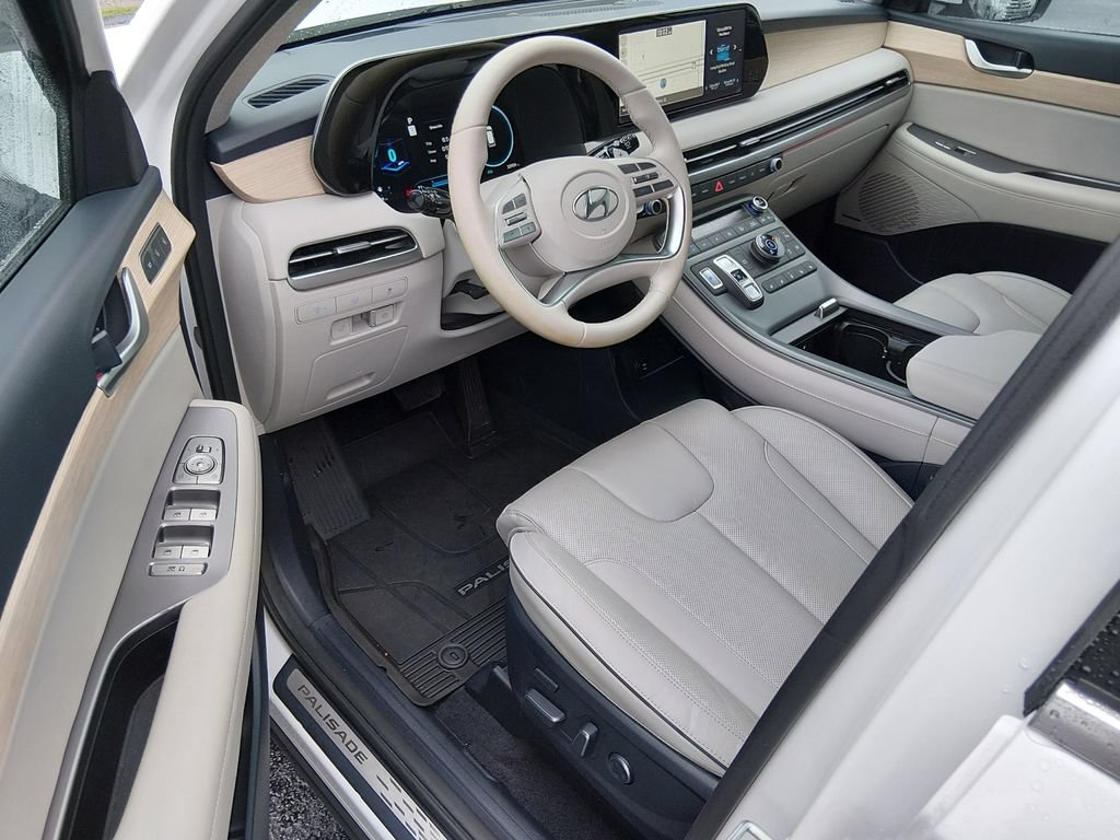 Used 2024 Hyundai Palisade Limited AWD/4WD image 10