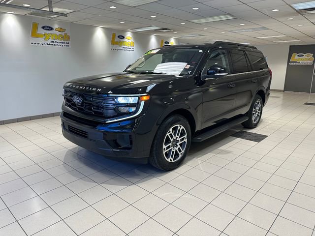 Certified 2025 Ford Expedition Active AWD/4WD image 2