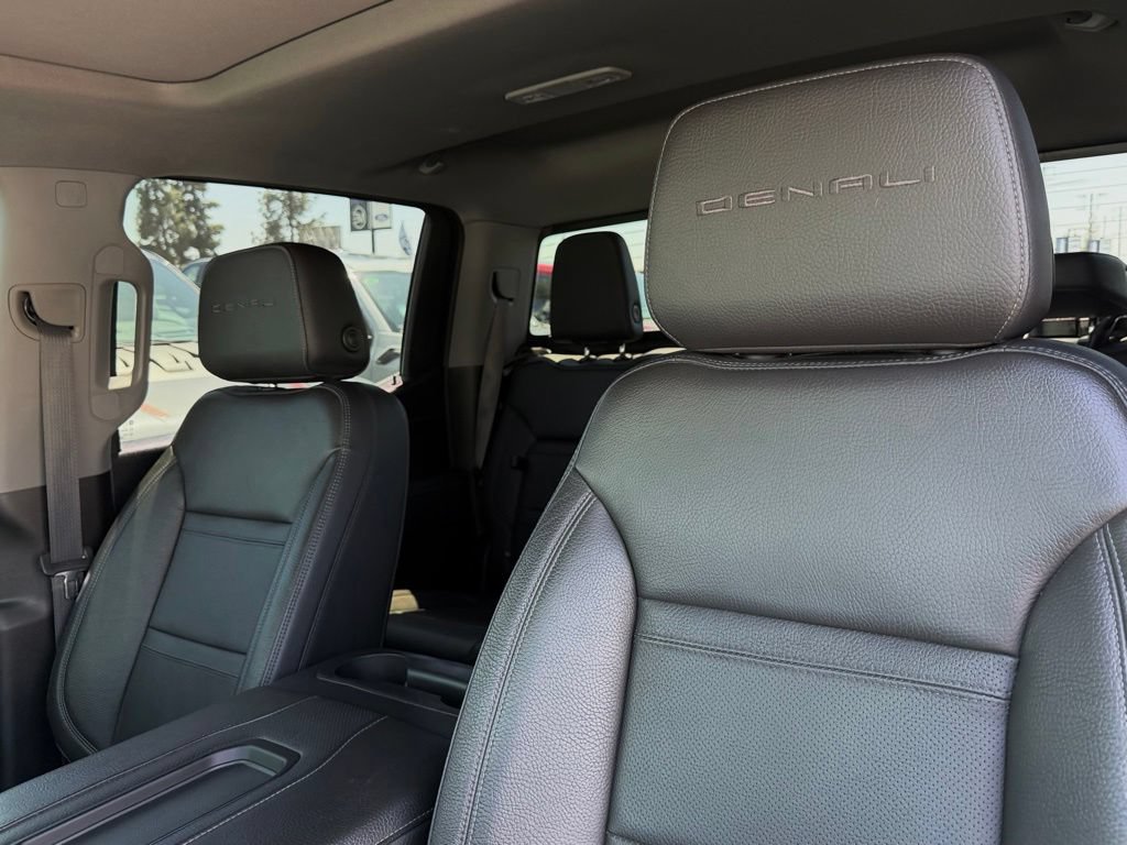 Used 2021 GMC Sierra 1500 Denali w/ Denali Ultimate Package AWD/4WD image 18