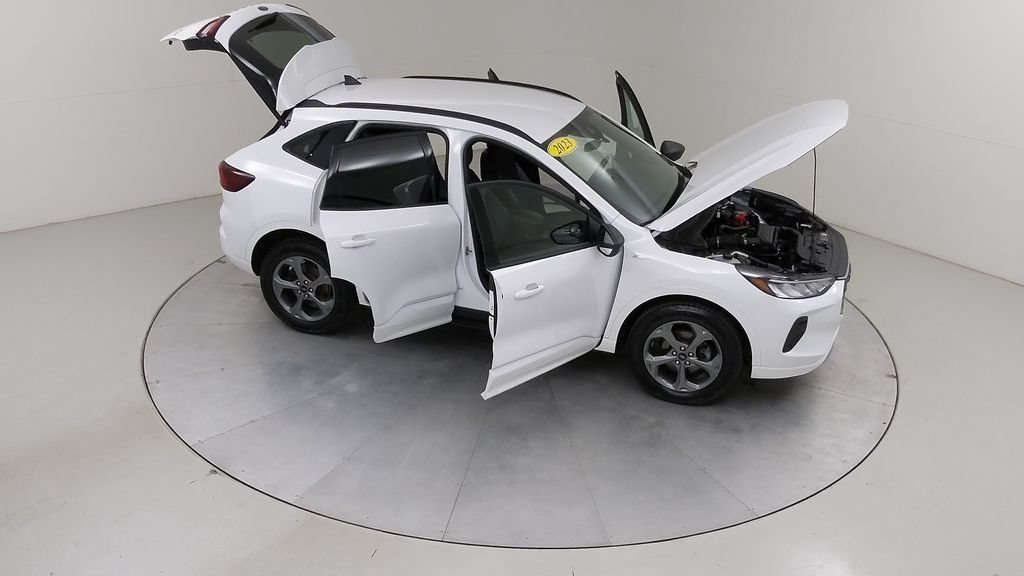 Certified 2023 Ford Escape ST-Line w/ Tech Pack #1 AWD/4WD image 46