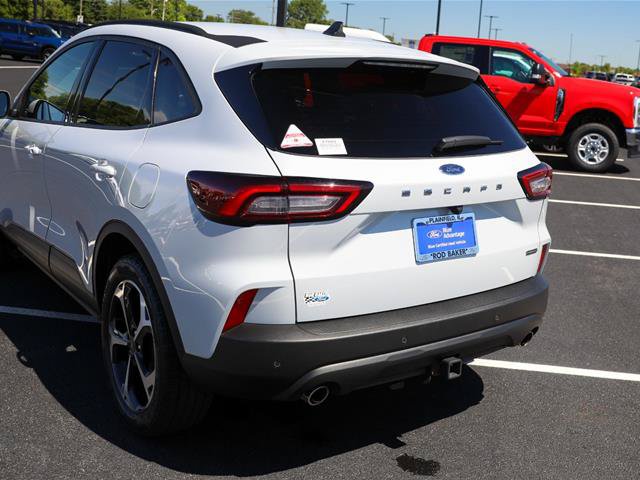 Certified 2025 Ford Escape ST-Line Select w/ Tech Pack #1 AWD/4WD image 14