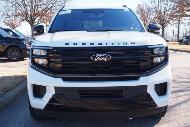 Certified 2025 Ford Expedition Platinum w/ Stealth Performance Package image 8