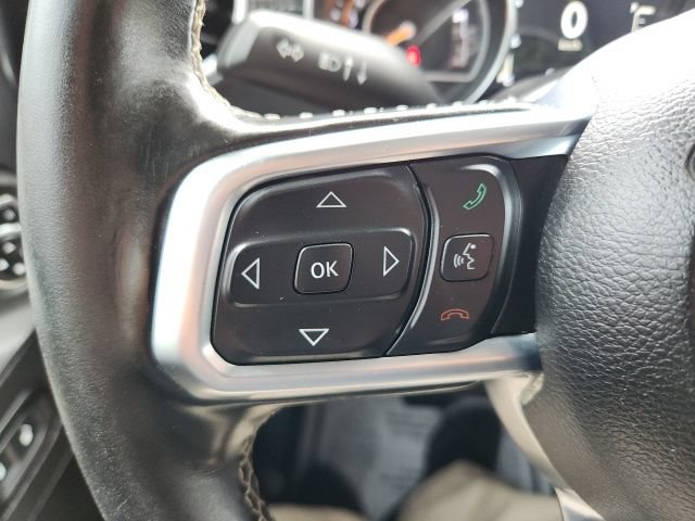 Used 2020 Jeep Wrangler Unlimited Sahara AWD/4WD image 11