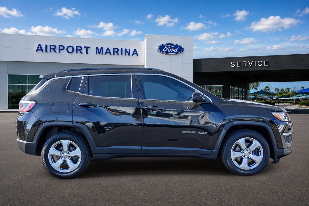 Used 2019 Jeep Compass Latitude w/ Popular Equipment Group FWD image 9