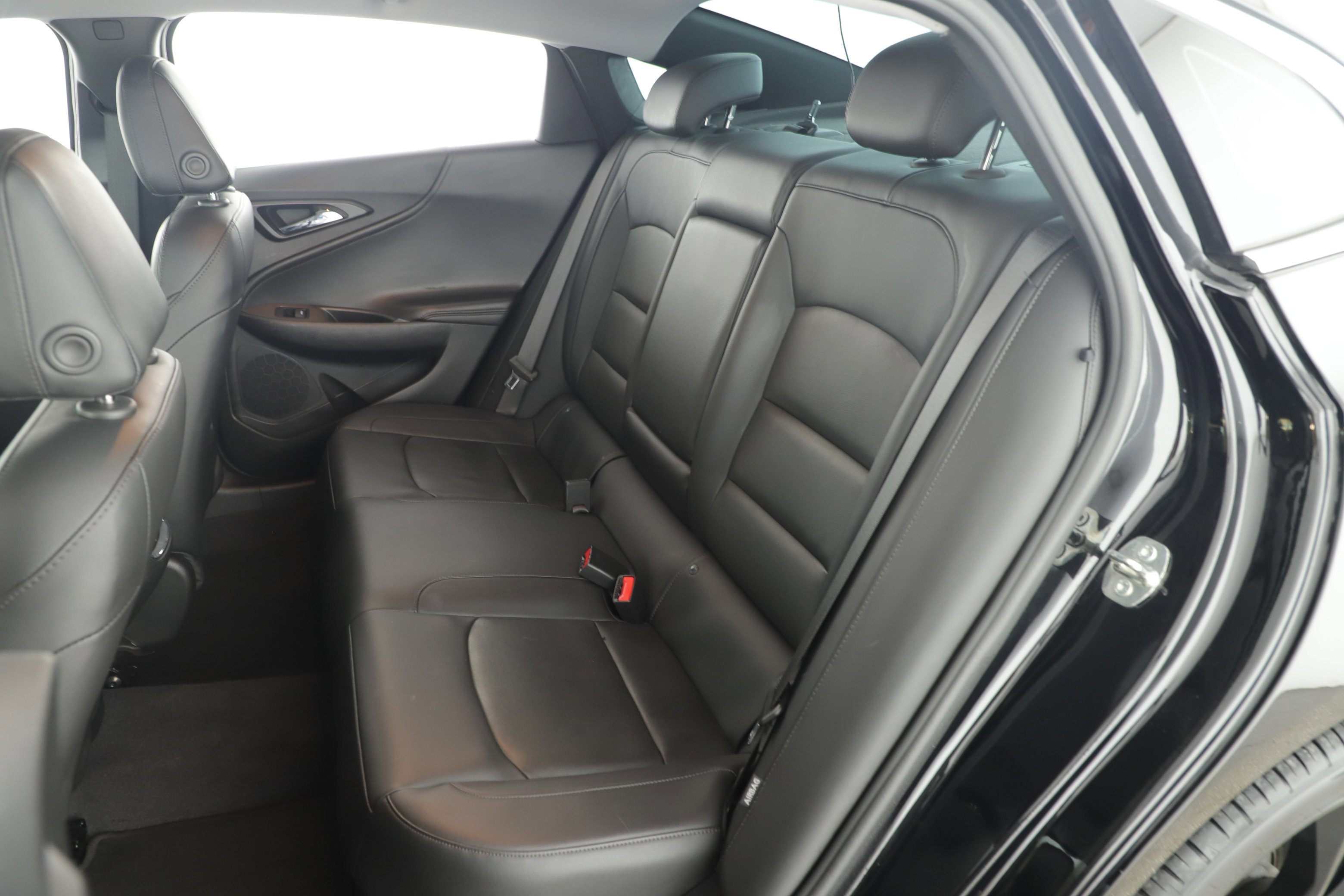 Used 2020 Chevrolet Malibu LT w/ Leather Package image 22