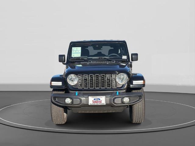 Used 2024 Jeep Wrangler Unlimited image 6