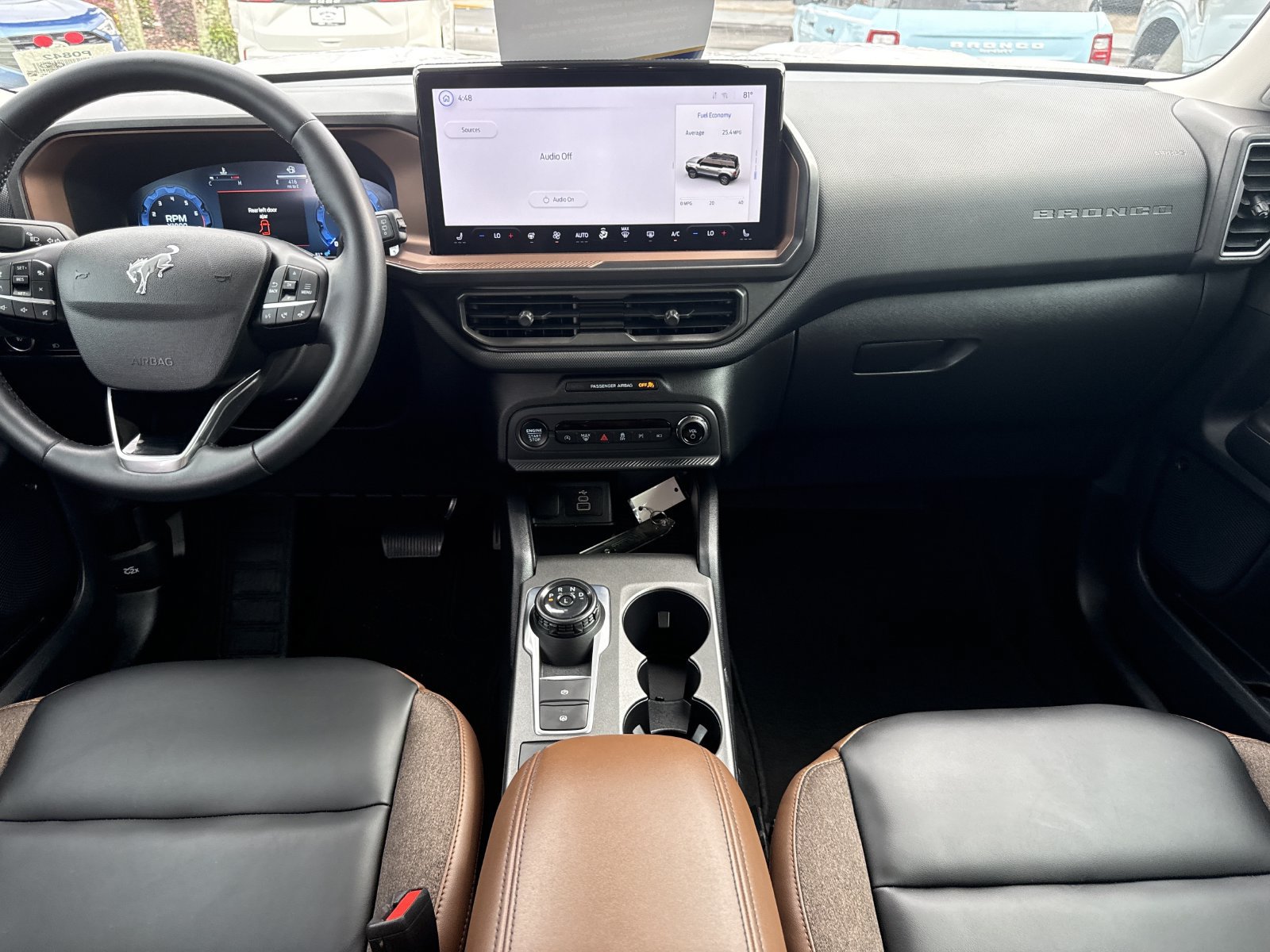 Certified 2025 Ford Bronco Sport Outer Banks w/ Outer Banks Tech Package+ AWD/4WD image 17
