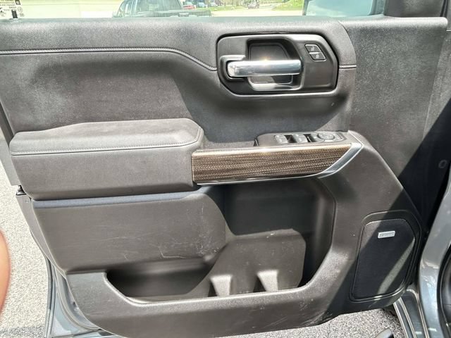 Used 2021 Chevrolet Silverado 1500 LT Trail Boss w/ Convenience Package II AWD/4WD image 16