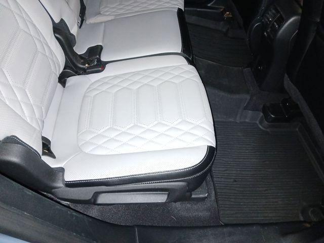 Certified 2023 Ford Escape Platinum w/ Premium Technology Package image 44