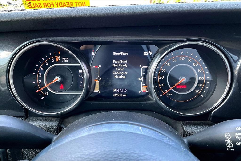 Used 2022 Jeep Wrangler Unlimited Sahara AWD/4WD image 22