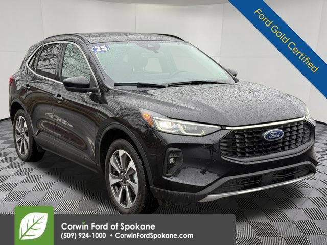 Certified 2025 Ford Escape Platinum image 6