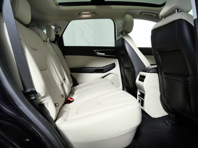 Certified 2023 Ford Edge Titanium AWD/4WD image 13