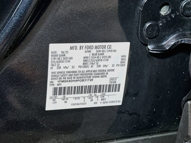 Certified 2023 Ford Explorer XLT w/ Class IV Trailer Tow Package AWD/4WD image 38