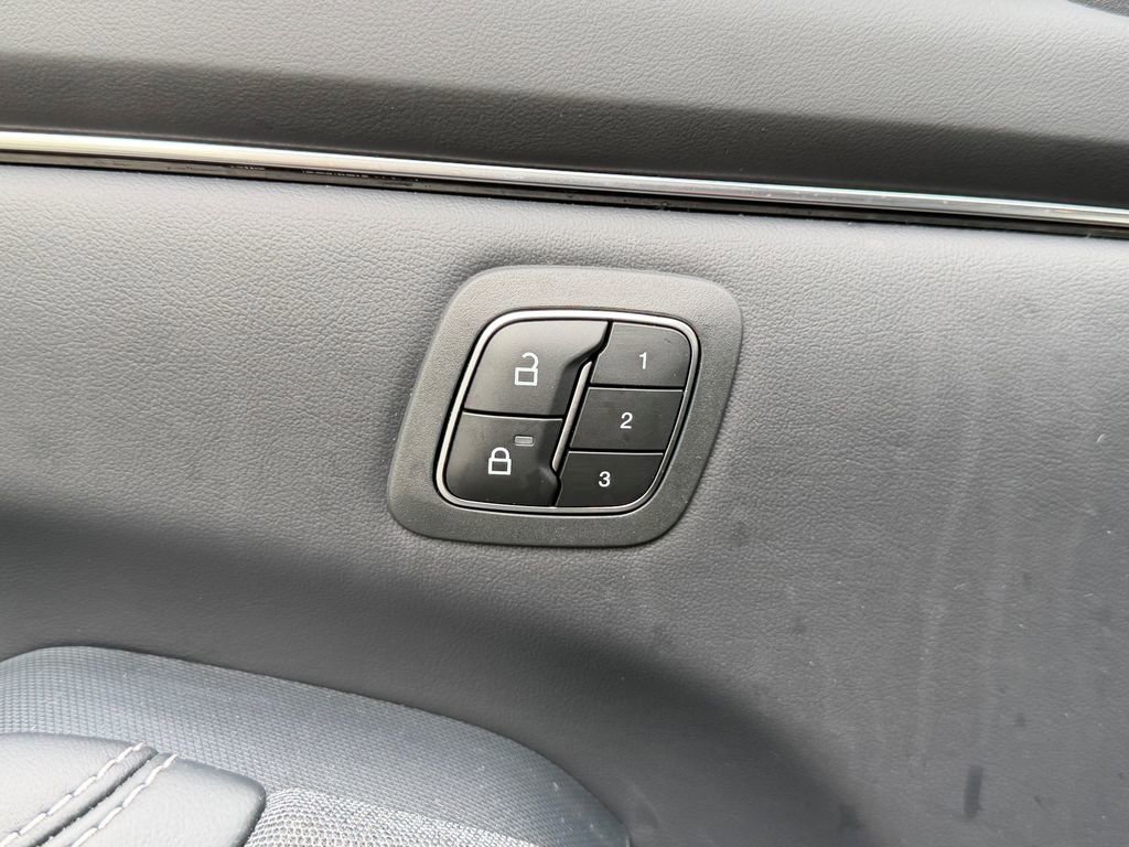 Certified 2025 Ford Mustang Mach-E Premium AWD/4WD image 26