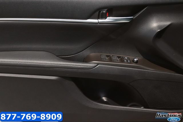 Used 2023 Toyota Camry XLE FWD image 9