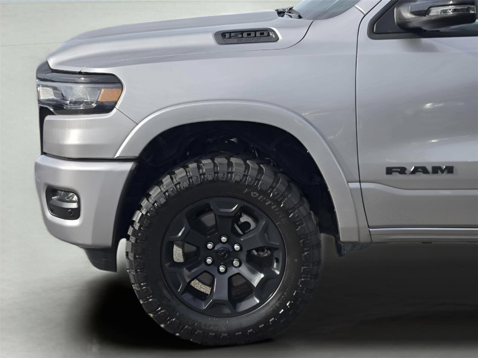 Used 2025 RAM 1500 Lone Star AWD/4WD image 9