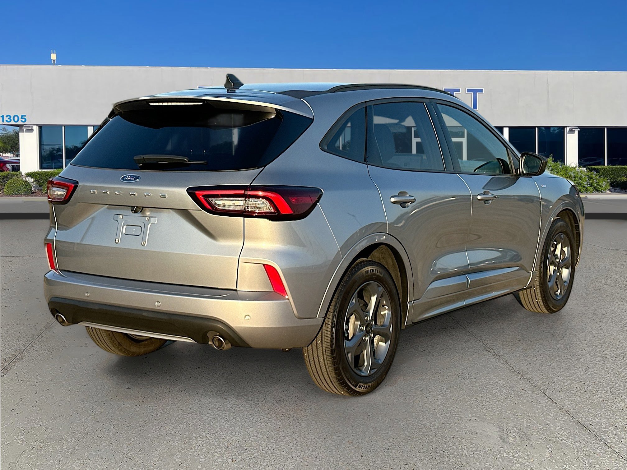 Certified 2024 Ford Escape ST-Line w/ Tech Pack #1 image 5