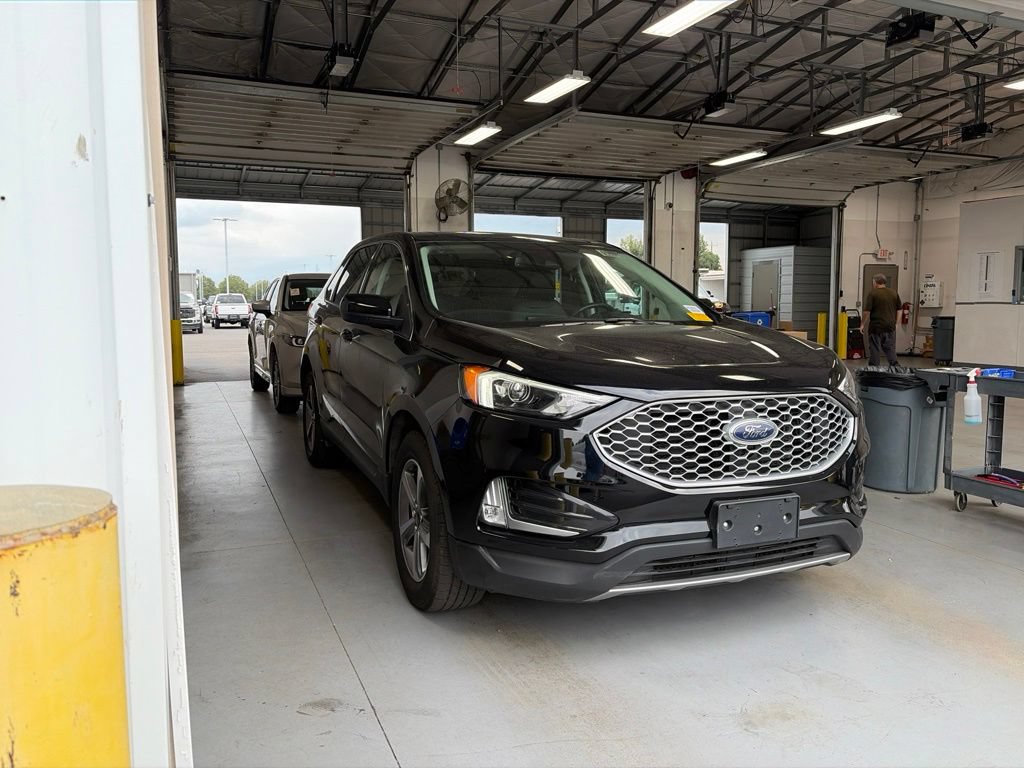 Certified 2024 Ford Edge SEL w/ Convenience Package