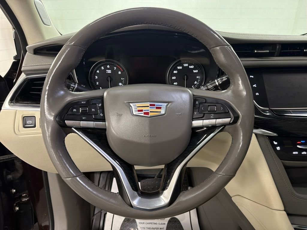 Used 2020 Cadillac XT6 Premium Luxury image 20