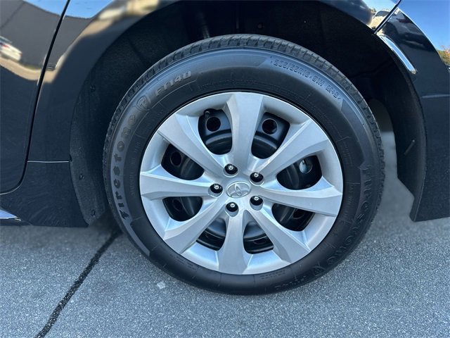 Used 2024 Toyota Corolla LE image 10