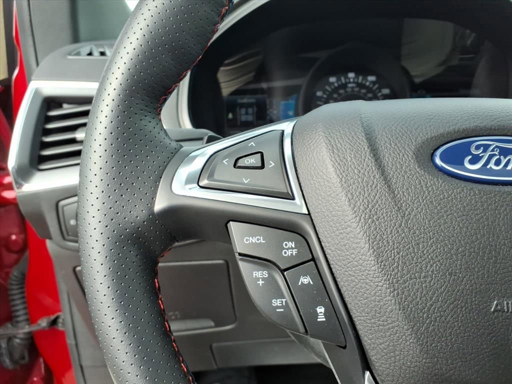 Certified 2023 Ford Edge ST w/ Equipment Group 401A image 17