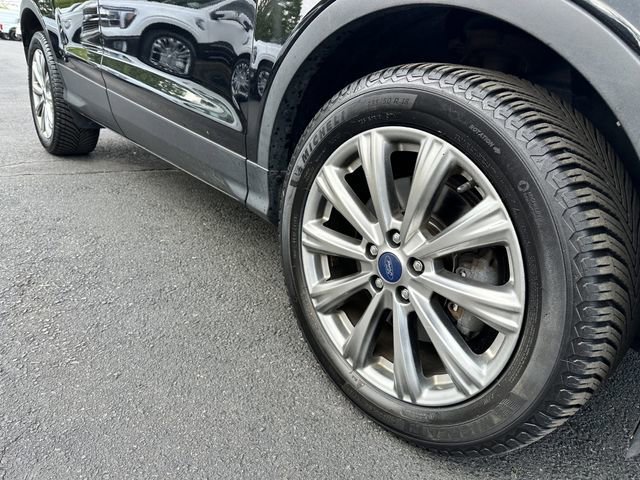 Certified 2018 Ford Escape Titanium image 12