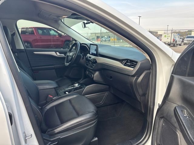 Certified 2022 Ford Escape SEL image 9