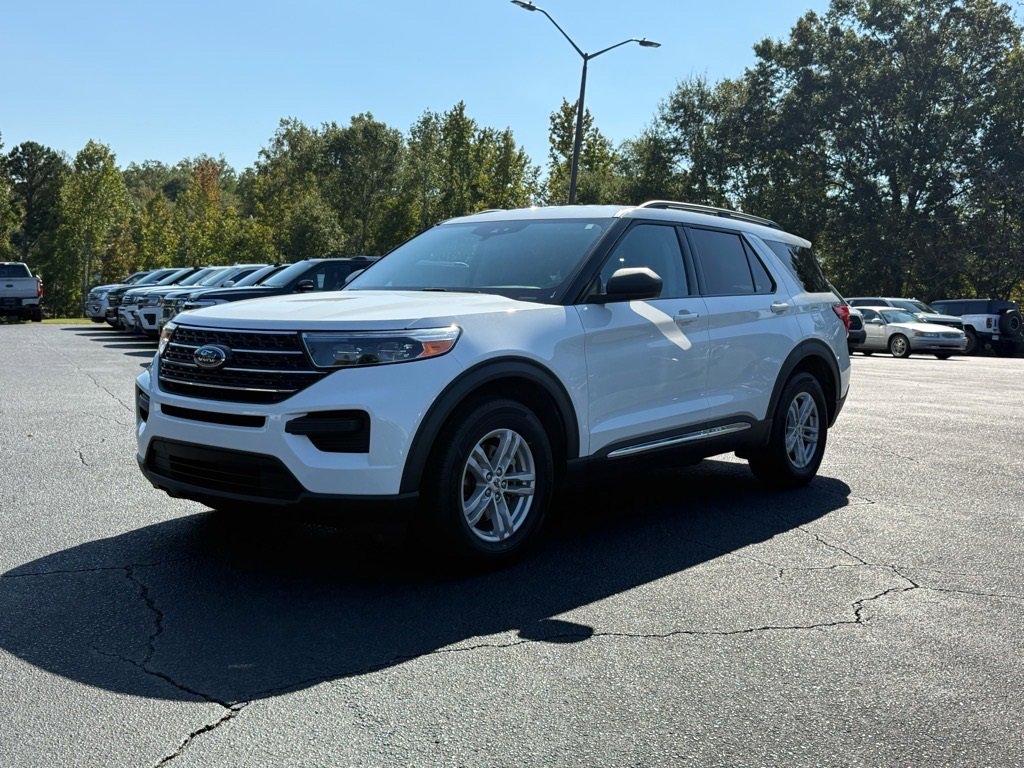 Certified 2022 Ford Explorer XLT w/ Class IV Trailer Tow Package image 8
