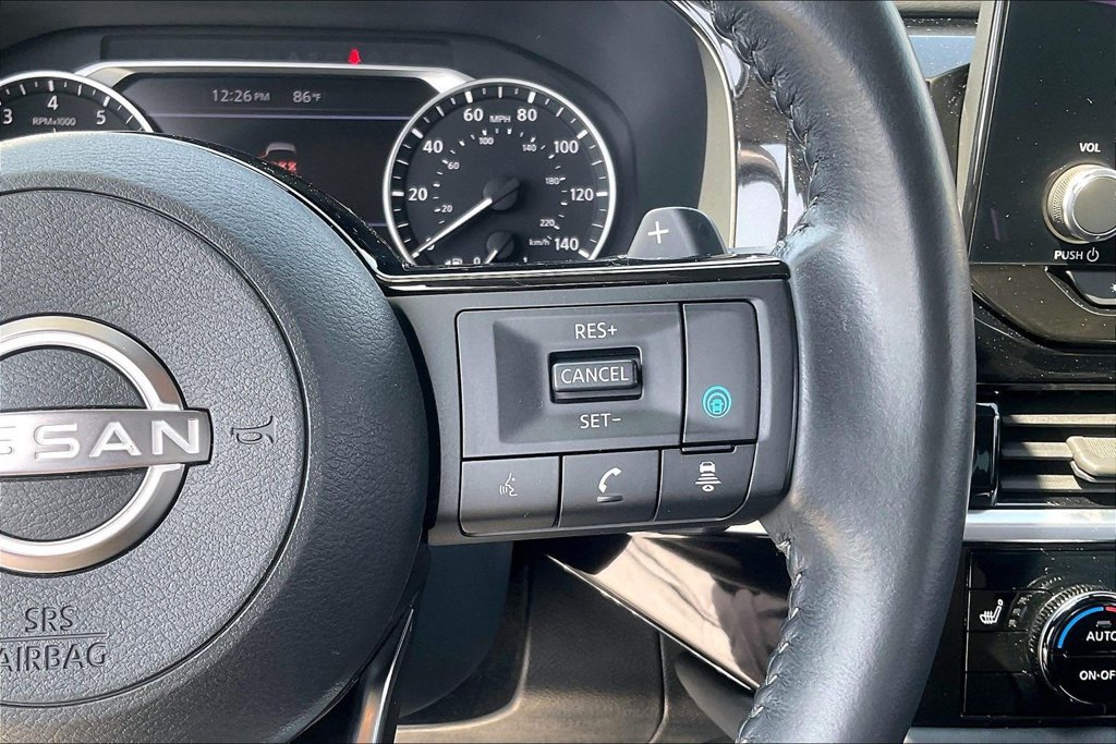 Used 2022 Nissan Pathfinder SV FWD image 18