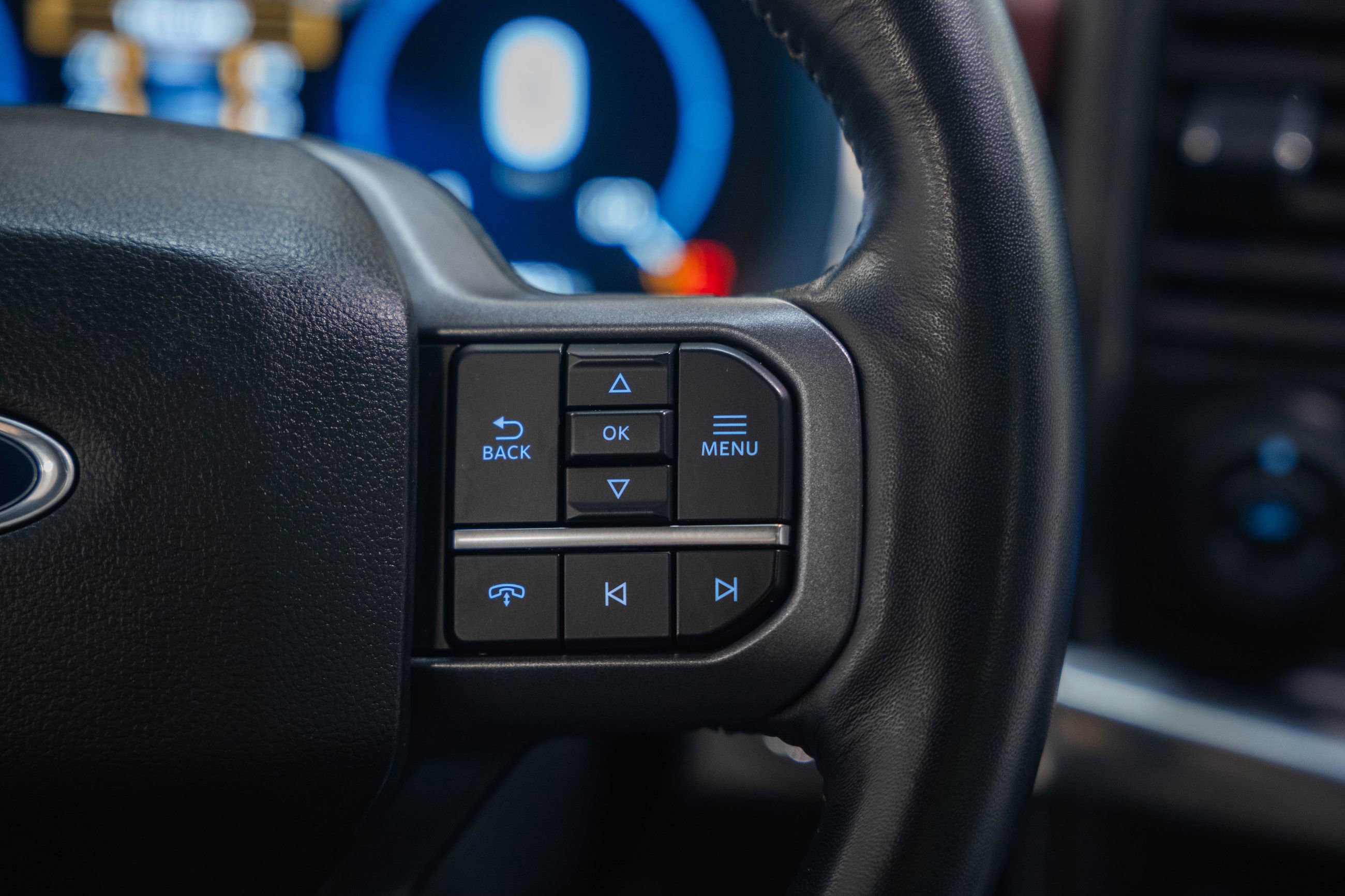 Certified 2023 Ford F150 Lariat w/ Equipment Group 502A High image 36