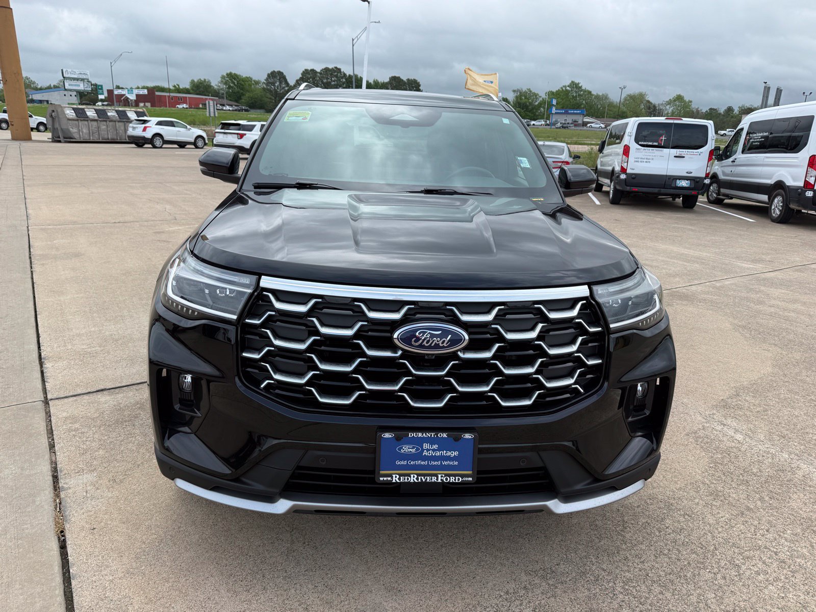 Certified 2025 Ford Explorer Platinum w/ LUX Leather Package AWD/4WD image 2
