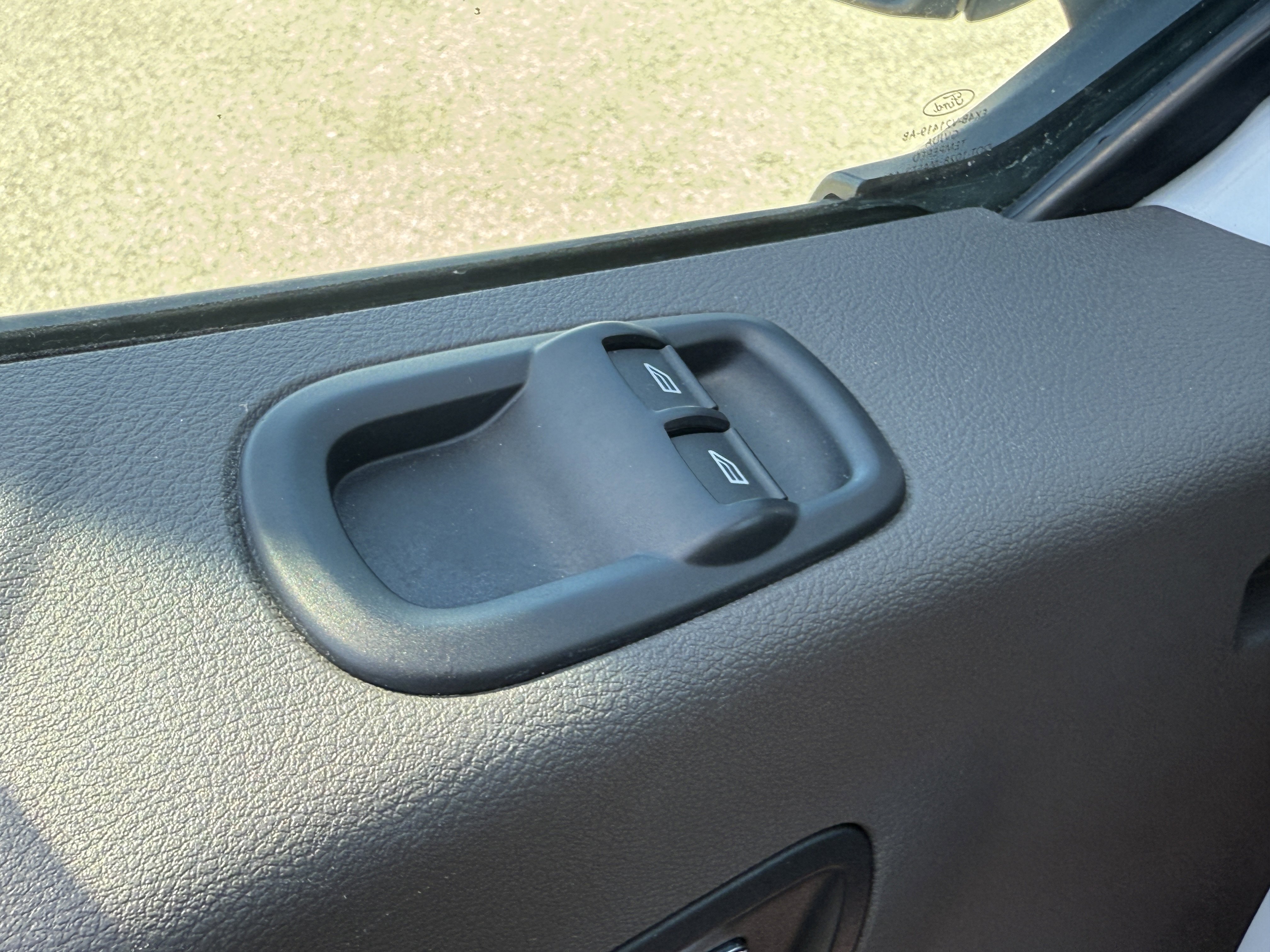 Certified 2024 Ford Transit 250 w/ Exterior Upgrade Package image 15