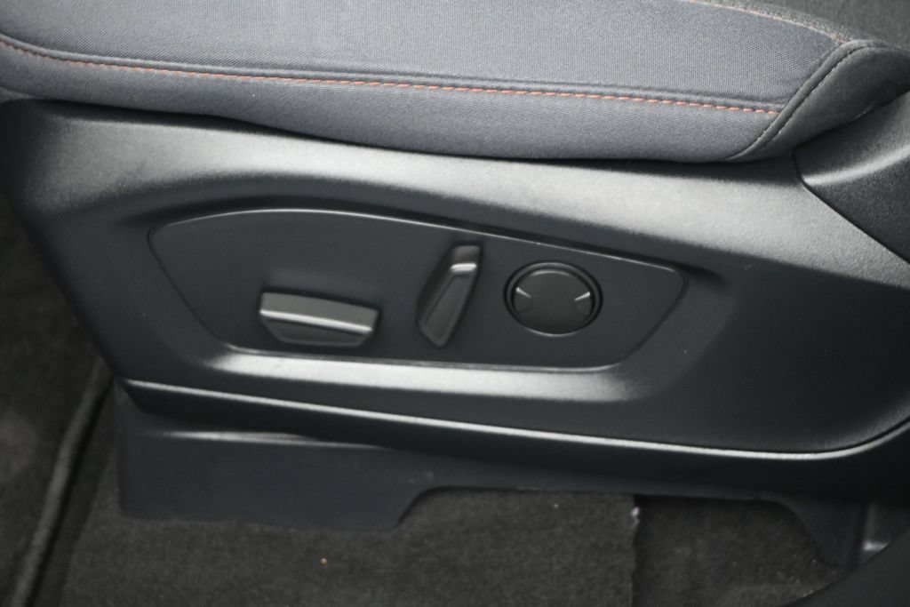 Certified 2025 Ford Explorer Active RWD image 9