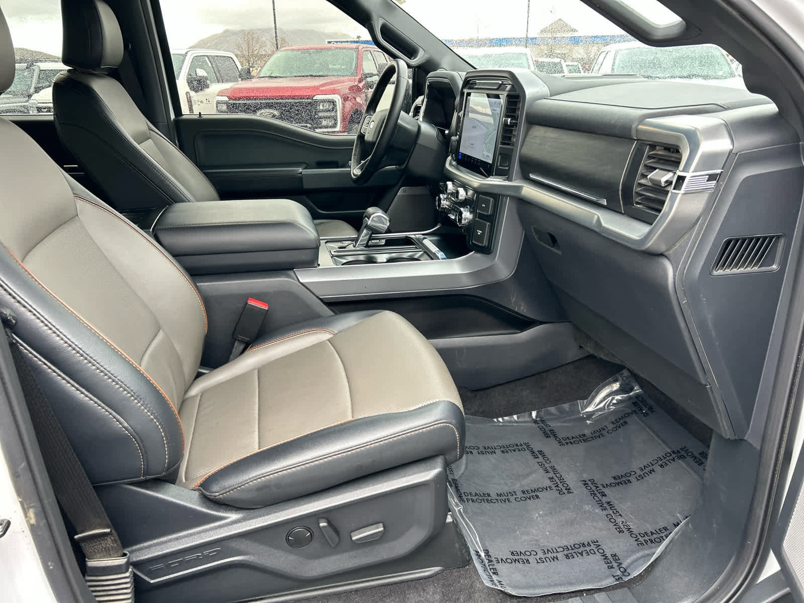 Certified 2025 Ford F150 Lariat w/ FX4 Off-Road Package image 18